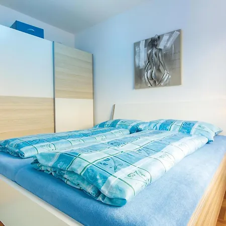 Διαμέρισμα 2 Bedroom Stunning In